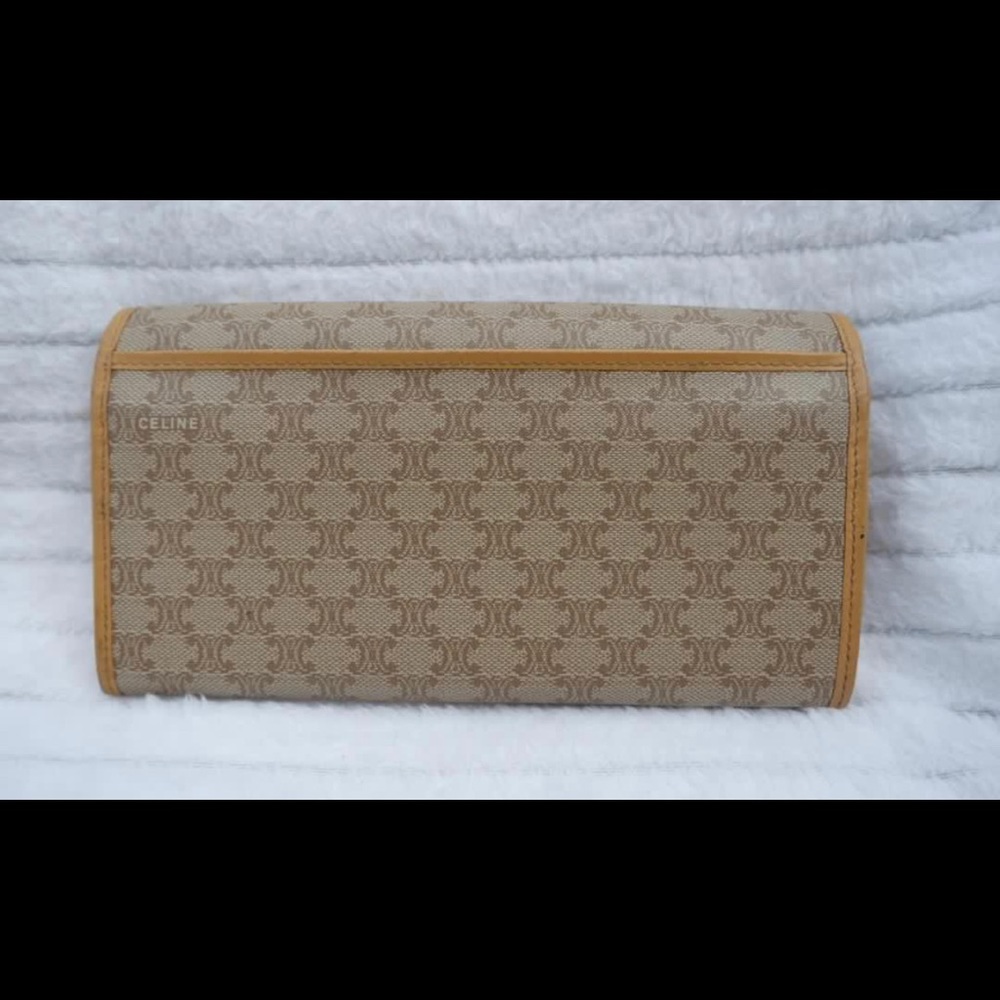 Preloved CELINE Long Wallet - Picture 2 of 7
